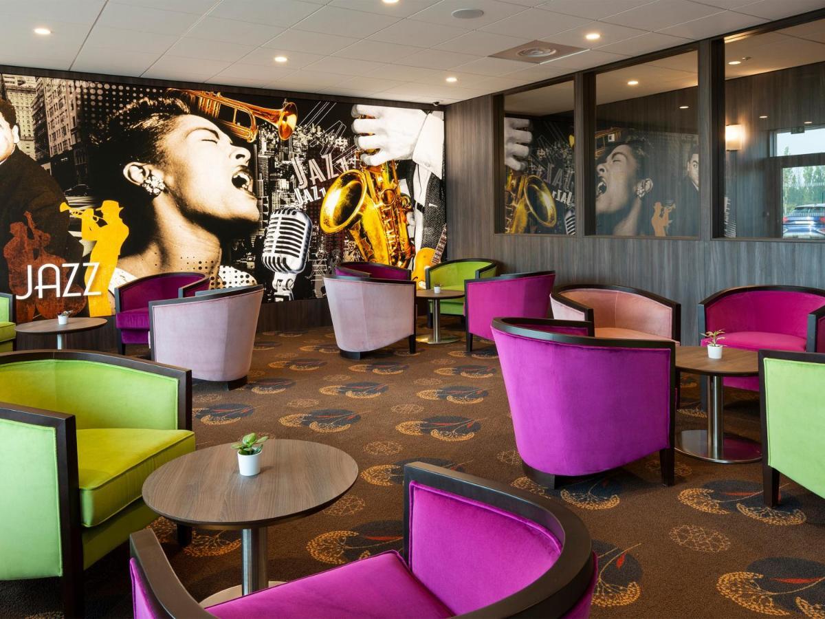 Hotel Roi Soleil Prestige Plaisir - St Quentin Esterno foto