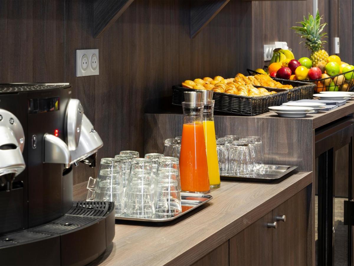 Hotel Roi Soleil Prestige Plaisir - St Quentin Esterno foto